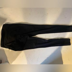 Old Navy maternity leggings